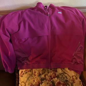 Figs limited edition color, Sydney scrub jacket, magenta large